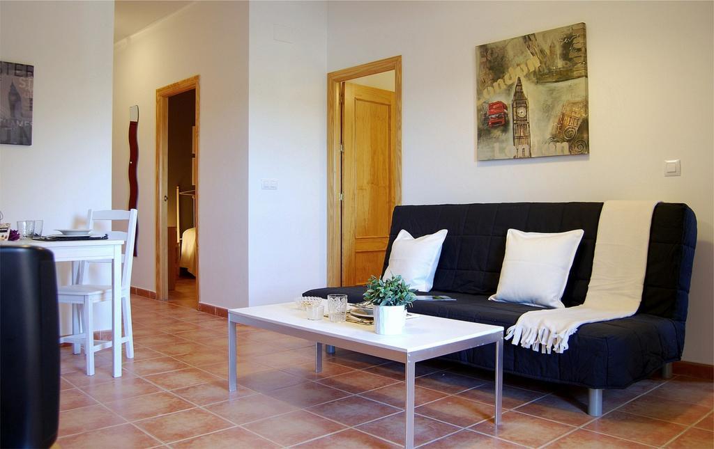 Apartamentos Beslow ลาอันตียา ภายนอก รูปภาพ